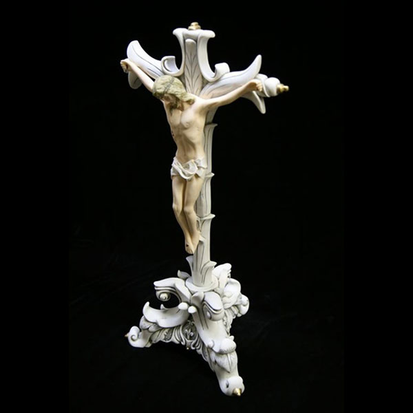 Crucifixion of jesus christ on the cross white marble statues designs for sale