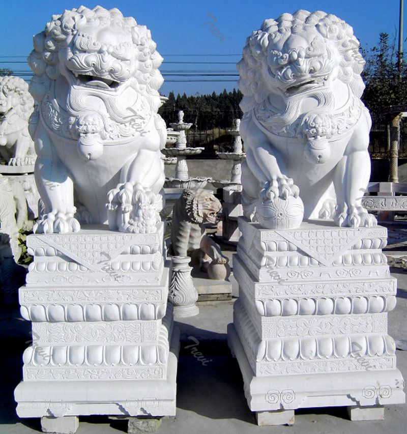 Life size feng shui foo dog pairs in front of house meaning