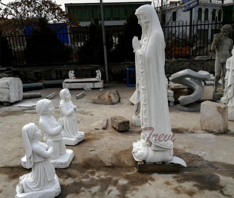 Religious marble garden statues of Fatima and three shepherd for church decoration