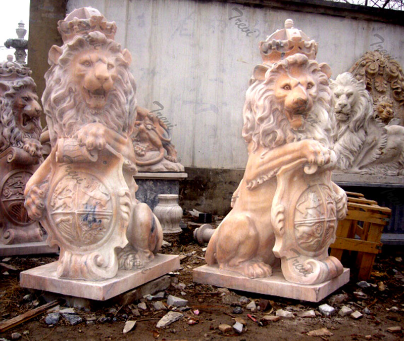 Outdoor crown lion king with shield marble statues a pair lying down for outside.jpg