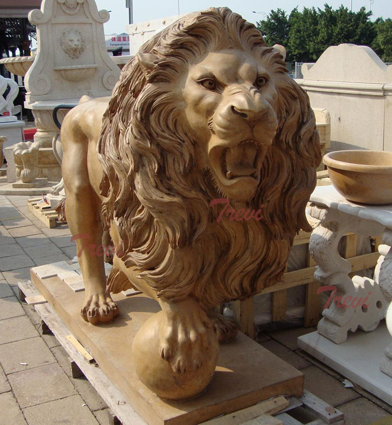 Outdoor stone garden standing beige marble lion statue for sale