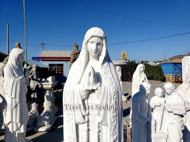 outdoor catholic our lady of fatima sculpture
