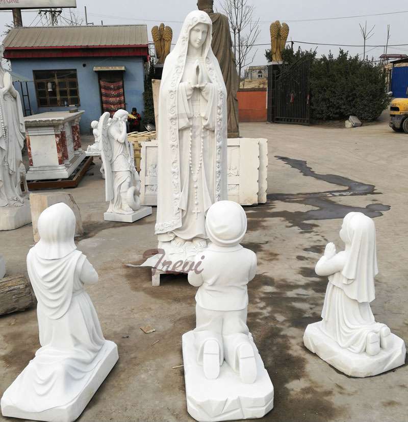 The-details-of-Our lady of Fatima with Three Shepherd