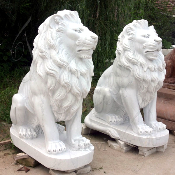 China Marble Hand Carved Lion Statues