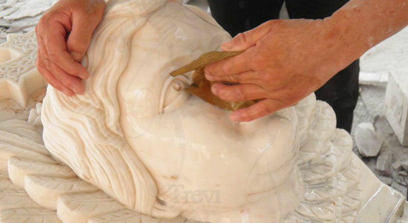 Exquisite Carving Skills