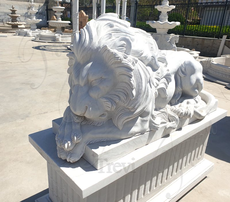 White Marble Lion Sculptures