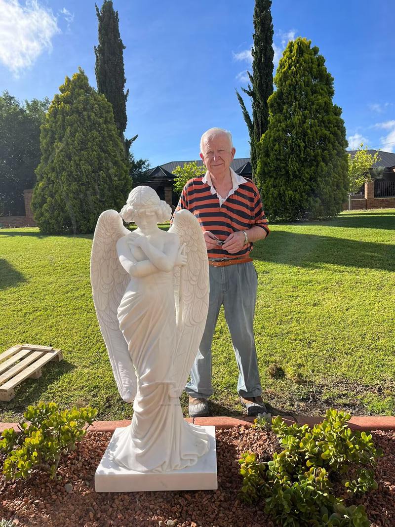 Angel of the Resurrection Statue