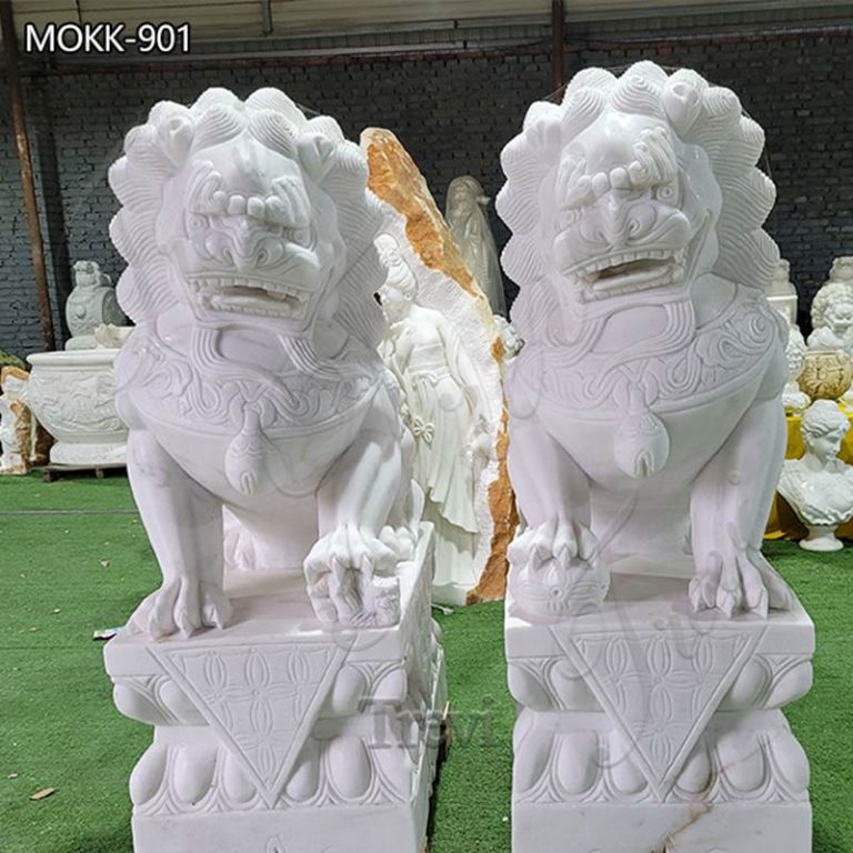 Lion Statue Home Decor Details: