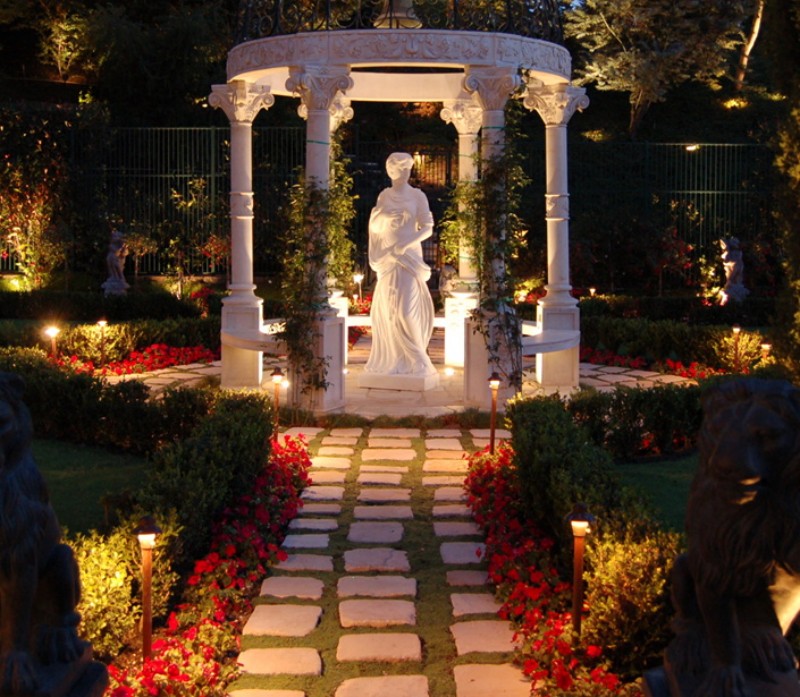 marble gazebo for outdoor wedding