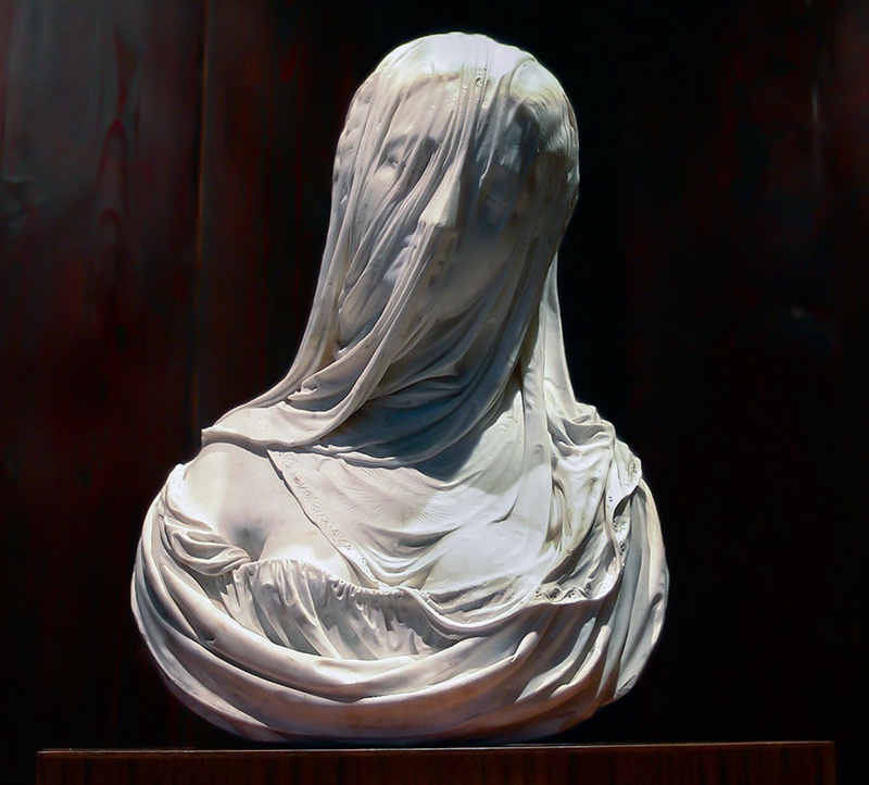 The Veiled Virgin Statue: Perfect For Home Decoration