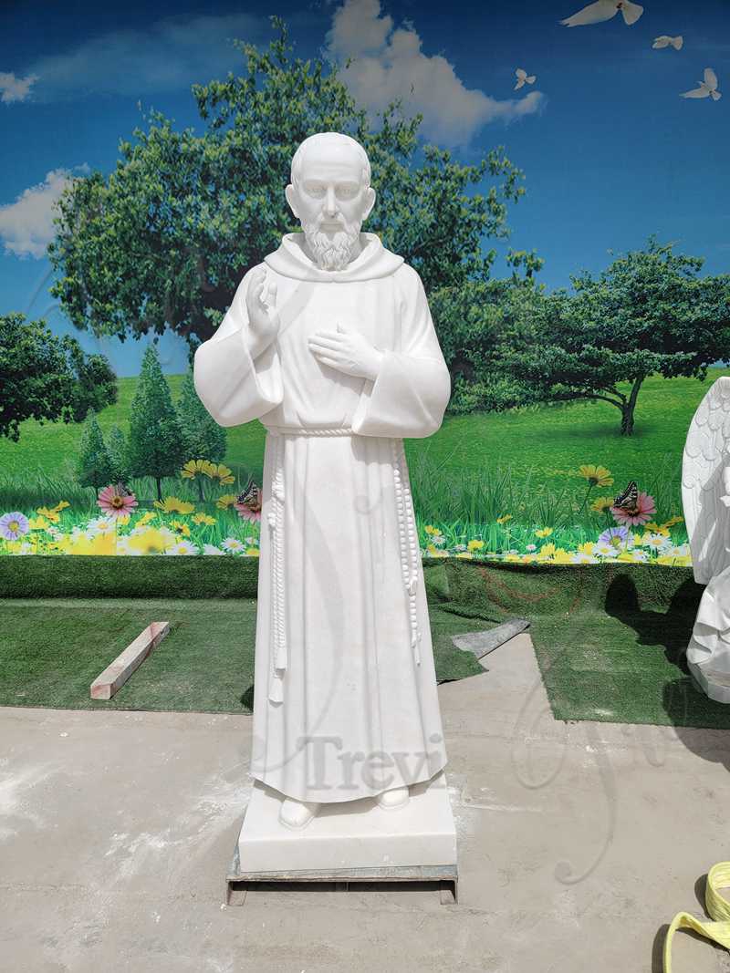 Padre Pio Statue Details: