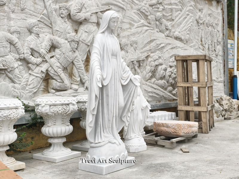 holy virgin mary statue outdoor