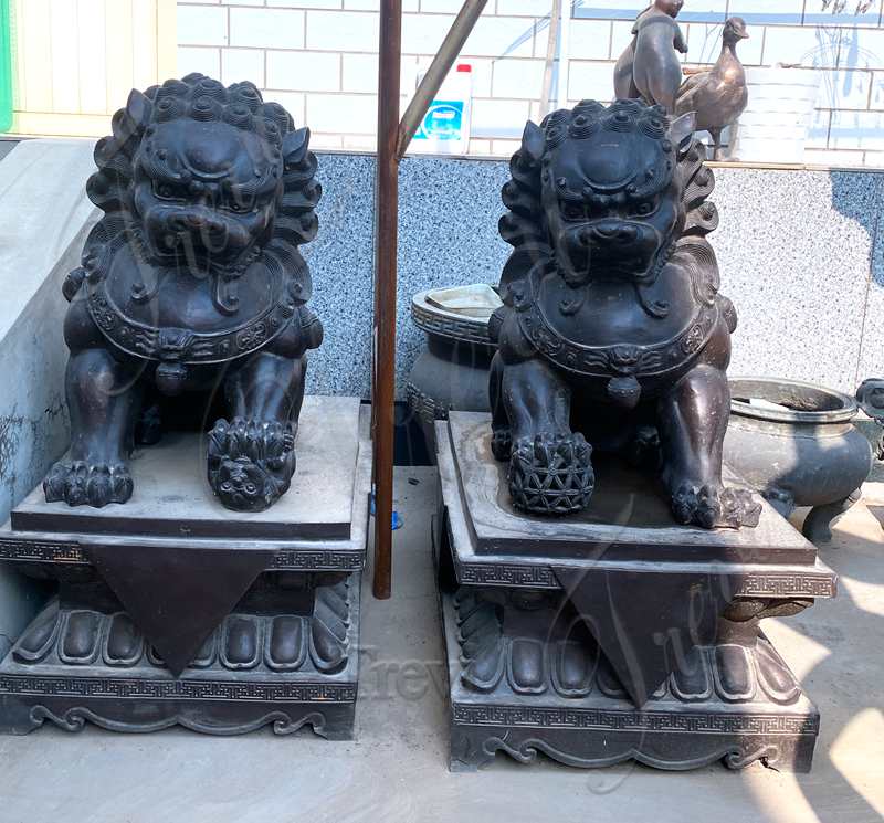 dog feng shui statue-Trevi Sculpture