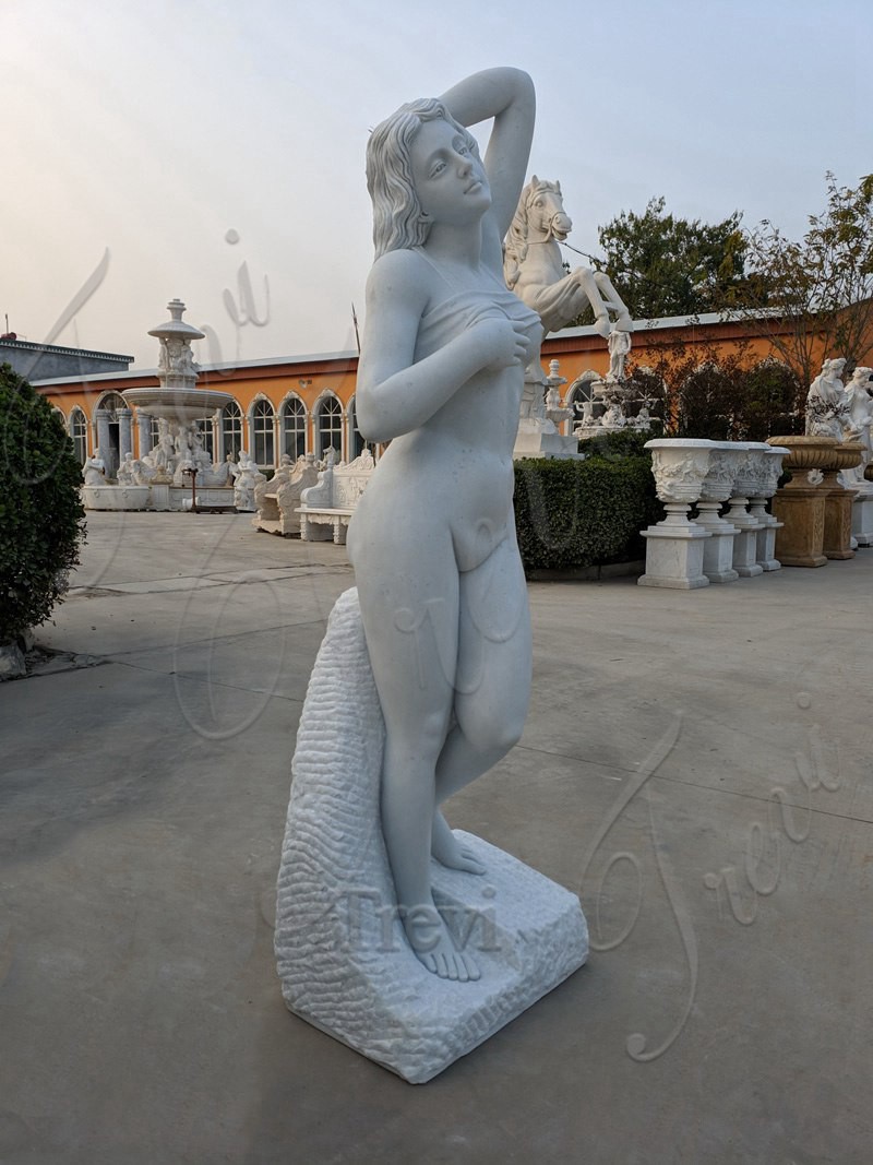 beautiful nude garden statue