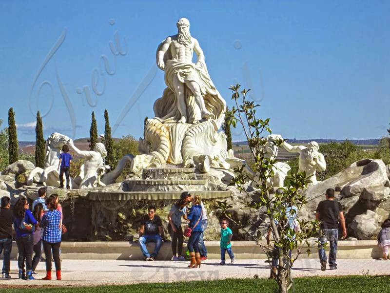 marble drinking fountain-Trevi Sculpture