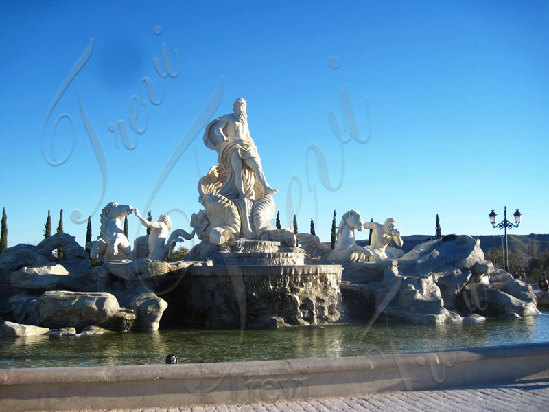outdoor marble fountain-Trevi Sculpture