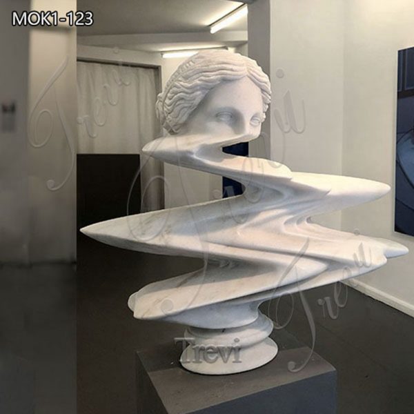 abstract bust sculpture-Trevi Statue
