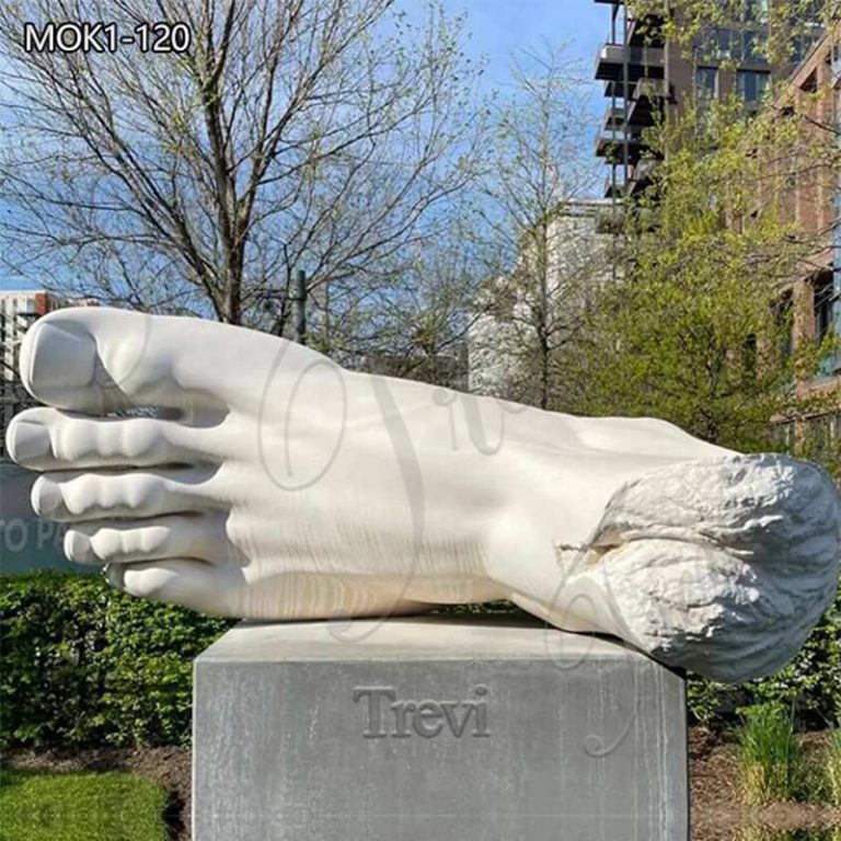 giant foot sculpture-Trevi Statue