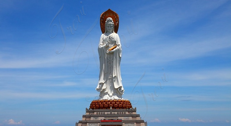 Guanyin statue China-Trevi Statue