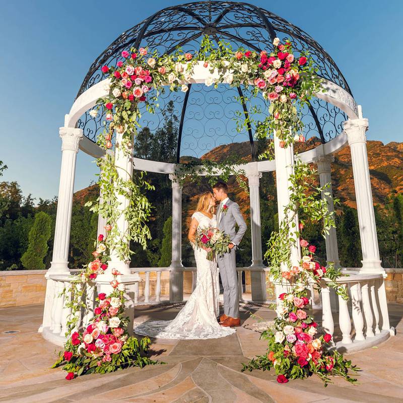 Simple and stylish wedding gazebo