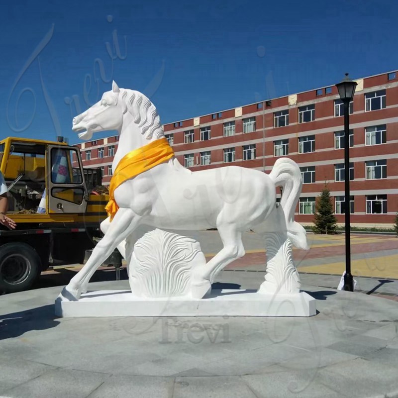 marble horse statue-Trevi Statue