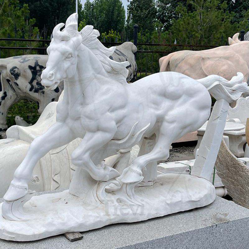 white marble horse statue-Trevi Statue