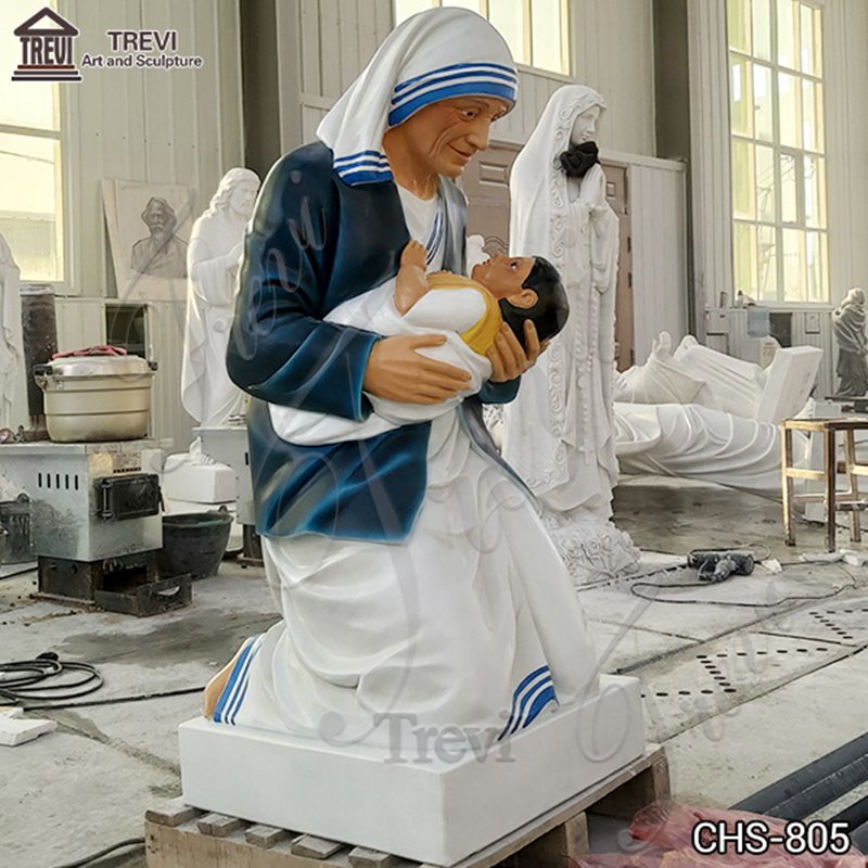 Mother Teresa Statue