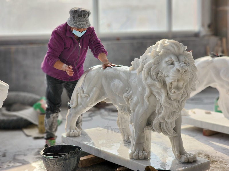 marble lion statue