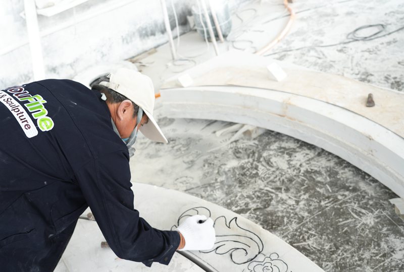 Excellent Fountain Carving Artist