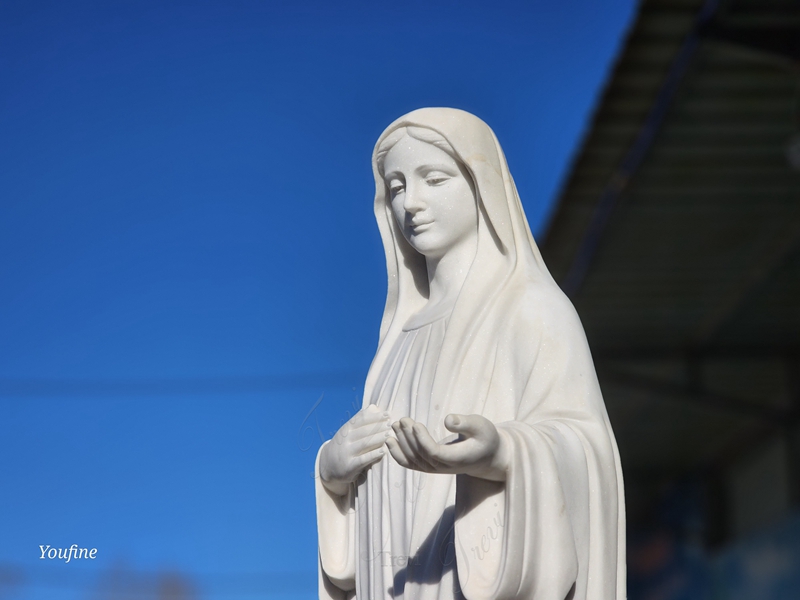 mary statue