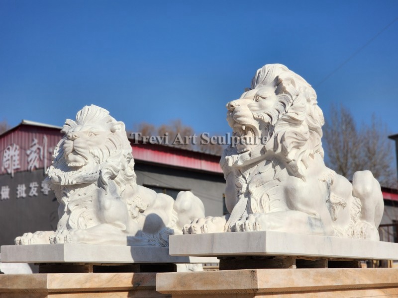 lion sculpture
