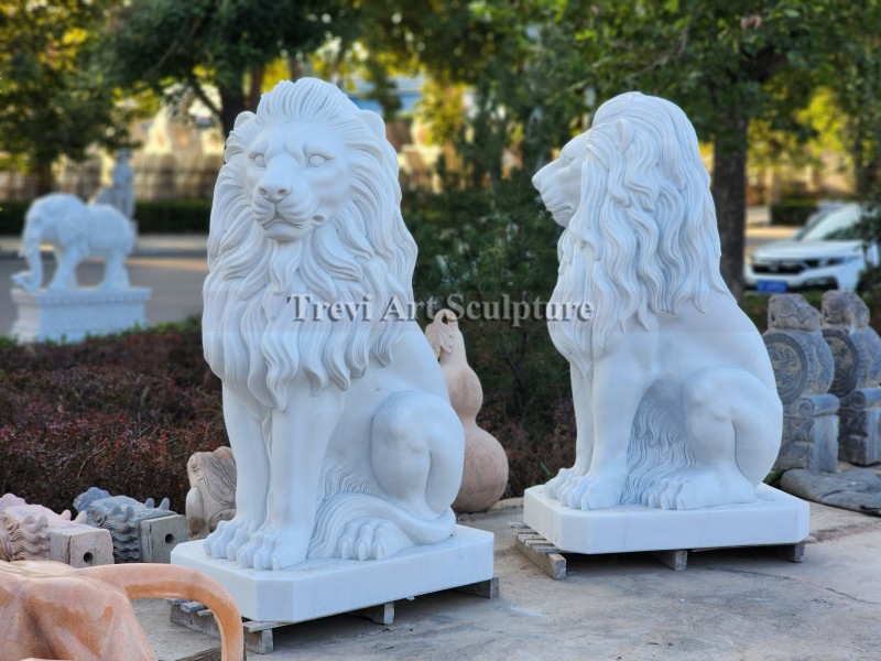 sitting lion statue