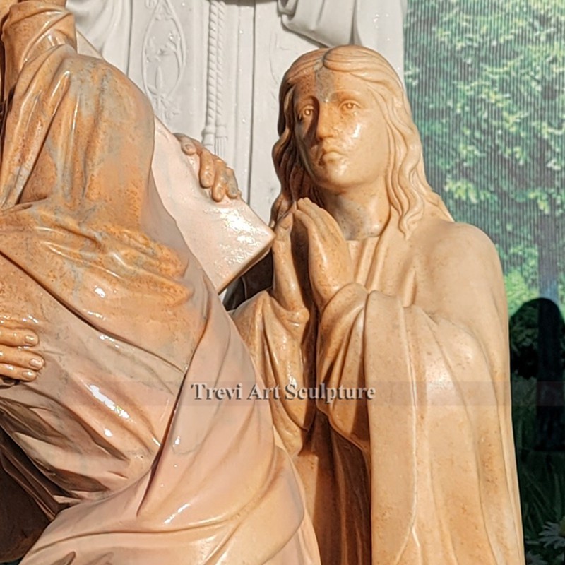 jesus meets his mother statue detail