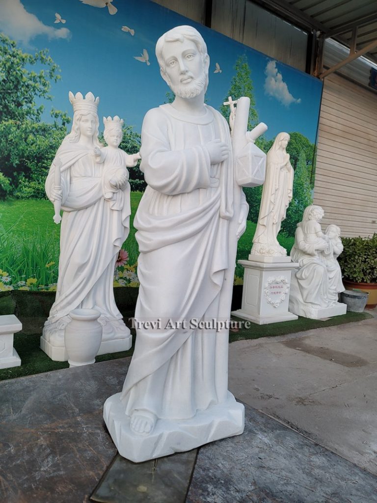 nativity scene saint statue