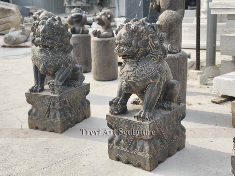stone foo dog statue for temple