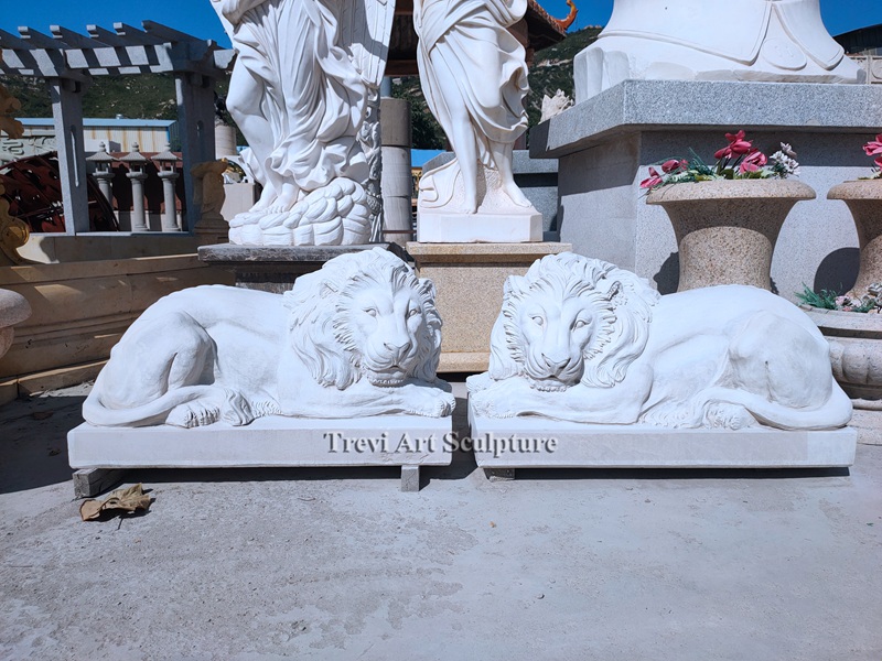 white marble lying down lion statue for garden