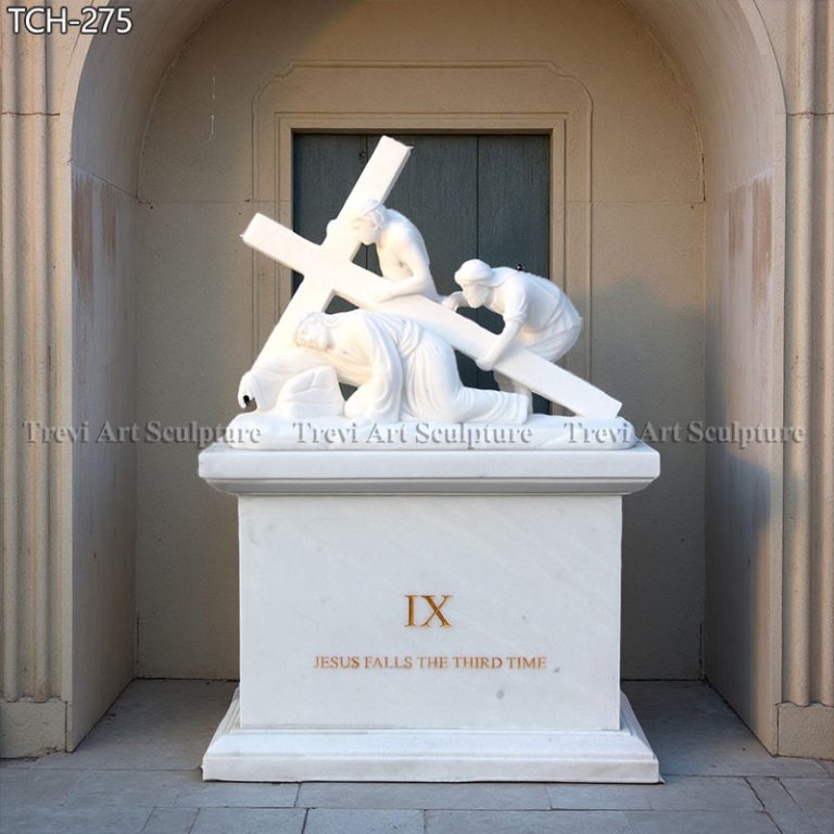 jesus falls the third time statue