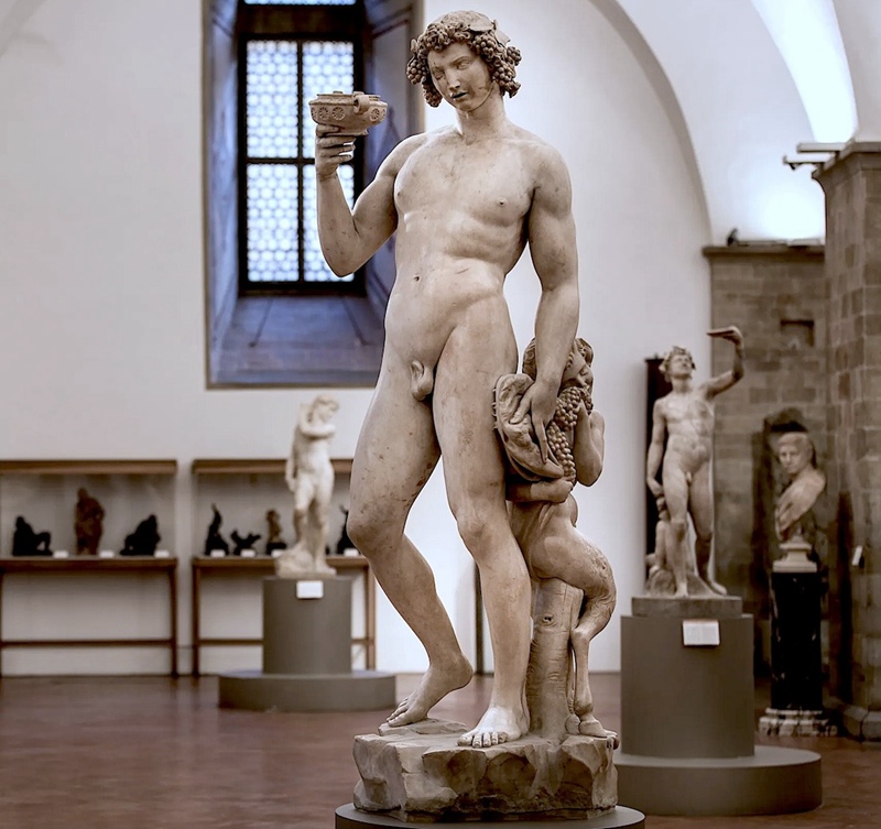 michelangelo's bacchus statue