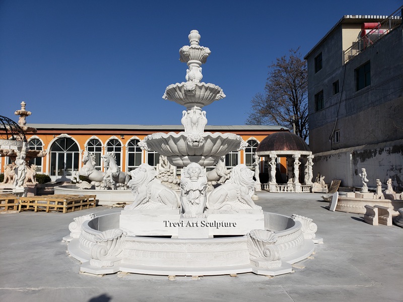 lion fountain