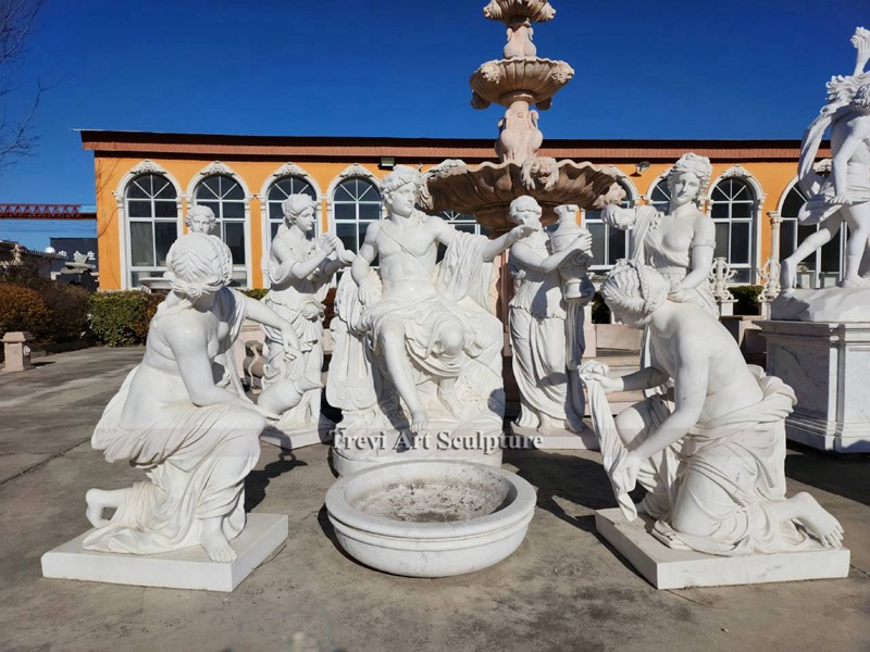 statue of apollo bathing