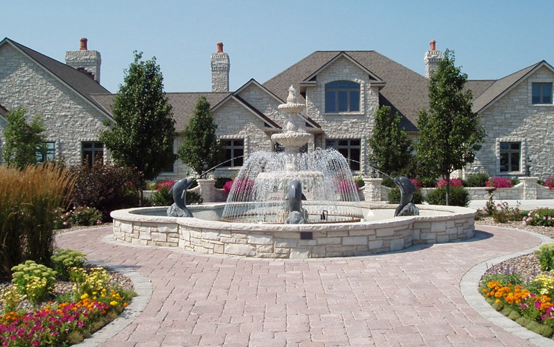 large fountain for circular driveway