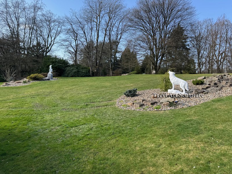 marble wolf statue feedback