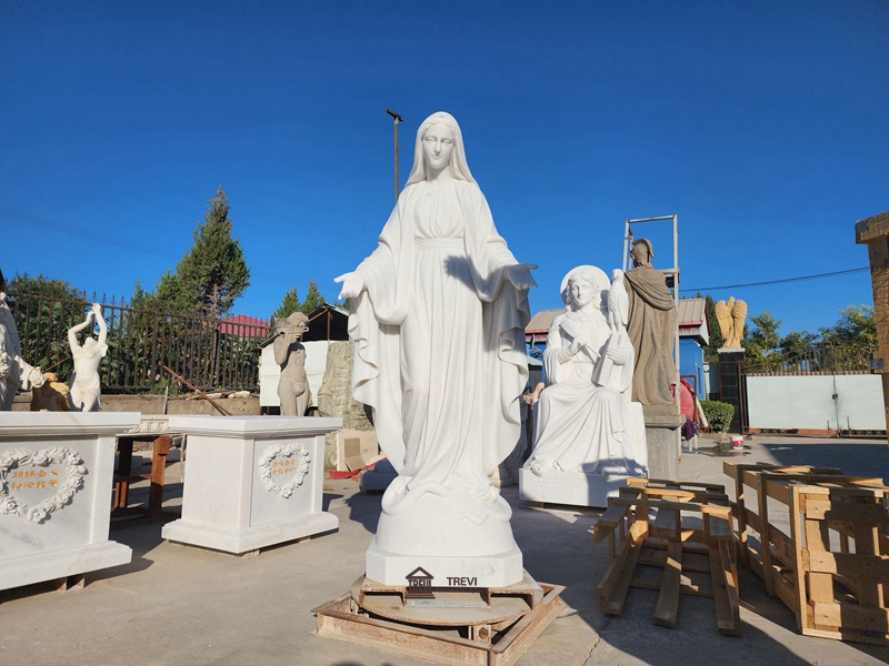 marble virgin mary statue