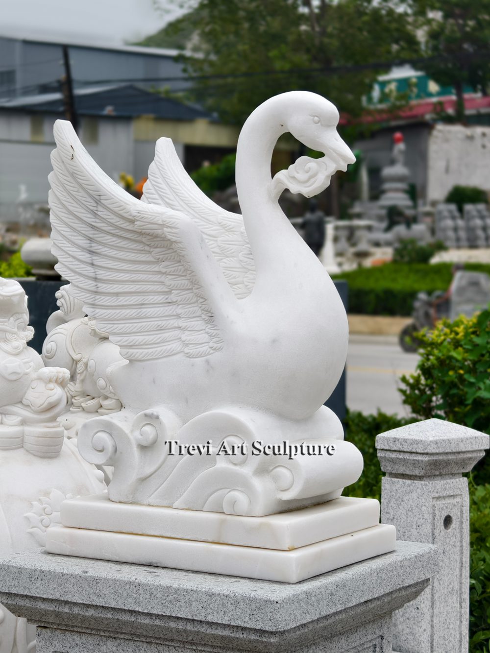 swan statue
