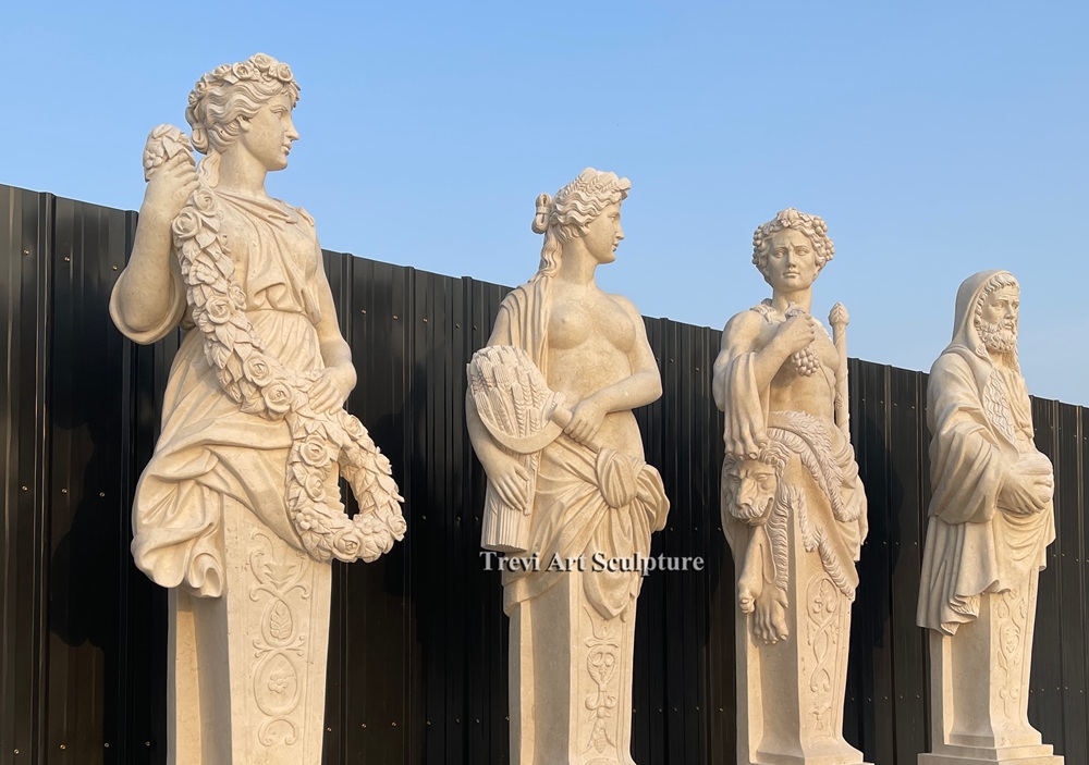 male four seasons pillars